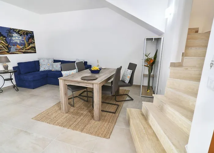 Casa Vacanze A Pochi Passi Dal Mare - Azzurro Del Mare -